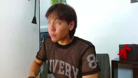 Snapshot of liam_xul chatting on October 18, 7:36 pm liamxul online show from October 18, 7:36 pm