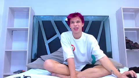 liam_york online show from April 29, 5:41 pm