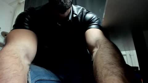 Liam online show from January 19, 8:07 am