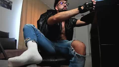 Liam online show from February 16, 7:37 am