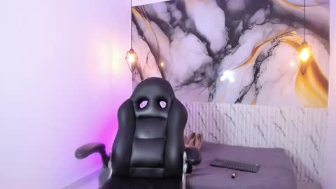 liamcardona online show from November 6, 3:29 am