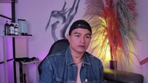 LiamDeep online show from November 2, 9:50 pm