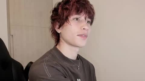 Liam online show from February 4, 6:19 am