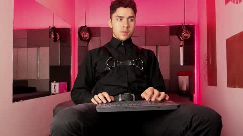 Liam online show from February 25, 12:37 pm