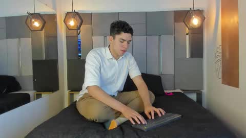 Liam online show from March 9, 1:15 pm