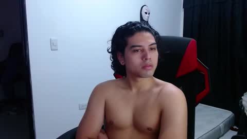 liamrides online show from November 22, 4:33 am