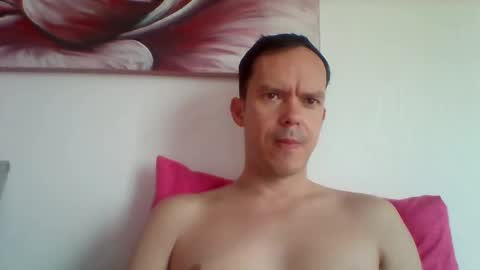 LiamRose online show from December 9, 6:01 am