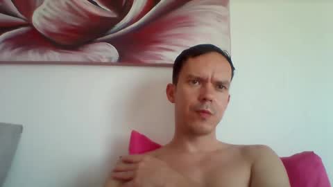 LiamRose online show from December 9, 12:08 pm