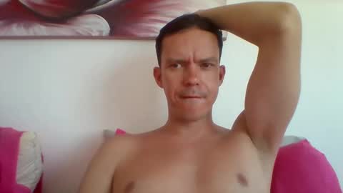 LiamRose online show from December 15, 10:50 am