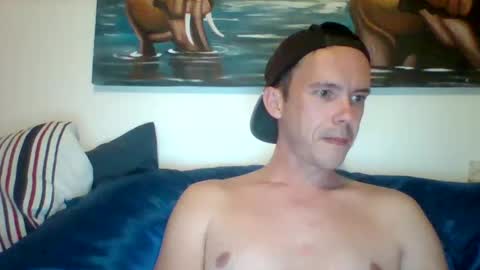 LiamRose online show from January 18, 7:06 pm