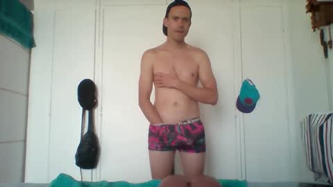 LiamRose online show from April 12, 6:18 am