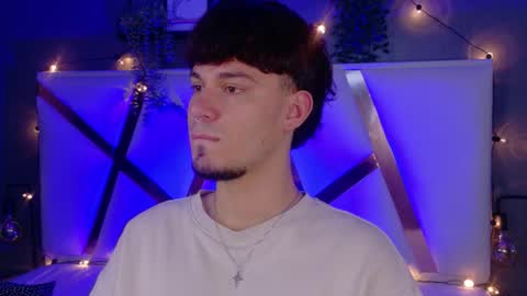 Snapshot of liamthunder05_ chatting on November 21, 3:16 am Liam Thunder online show from November 21, 3:16 am