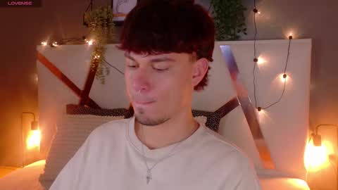 Snapshot of liamthunder05_ chatting on November 25, 2:55 am Liam Thunder online show from November 25, 2:55 am