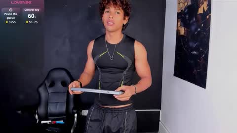 liamvibes212 online show from February 19, 1:18 pm