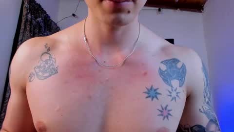 Snapshot of liamwyatt_ chatting on February 27, 5:02 am liamwyatt_ online show from February 27, 5:02 am