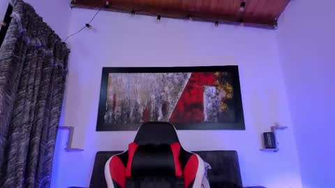 Snapshot of liamwyatt_ chatting on September 15, 3:17 am liamwyatt_ online show from September 15, 3:17 am