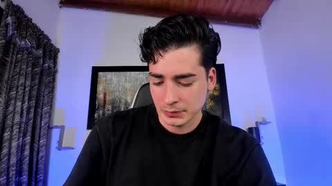 Snapshot of liamwyatt_ chatting on October 26, 2:39 am liamwyatt_ online show from October 26, 2:39 am