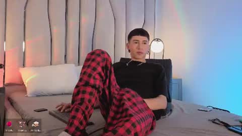 lian_cameron online show from June 25, 4:12 am