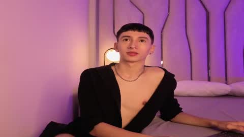 lian_cameron online show from July 7, 3:42 am