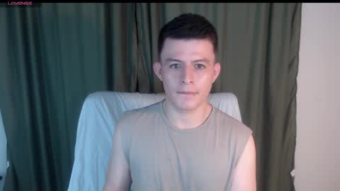 lian_eathan online show from October 29, 10:44 pm