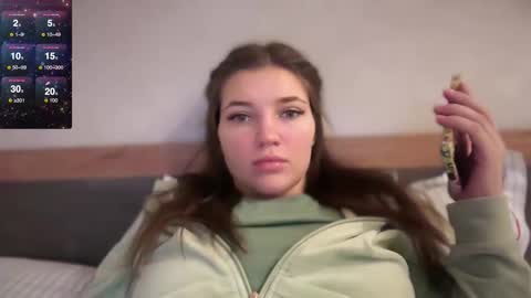 liana_8 online show from December 3, 5:44 pm