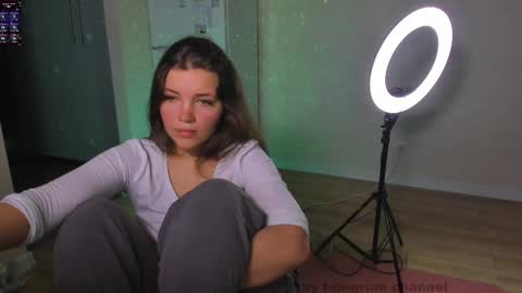 liana_8 online show from February 23, 3:42 pm