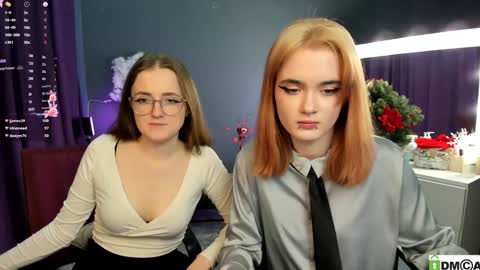 Snapshot of liana_kisses chatting on December 30, 1:58 am Little Liana online show from December 30, 1:58 am