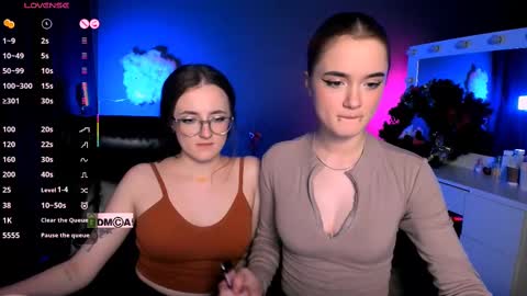 Snapshot of liana_kisses chatting on February 26, 5:20 am Little Liana online show from February 26, 5:20 am