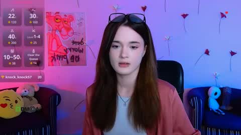 Little Liana  online show from May 15, 7:21 pm