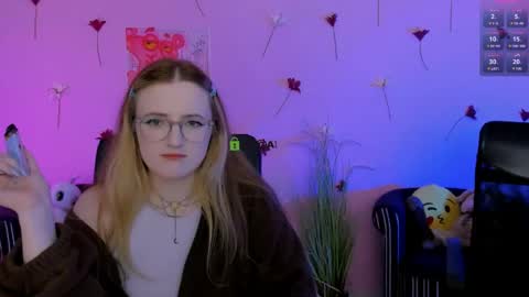 Little Liana  online show from May 29, 7:23 pm