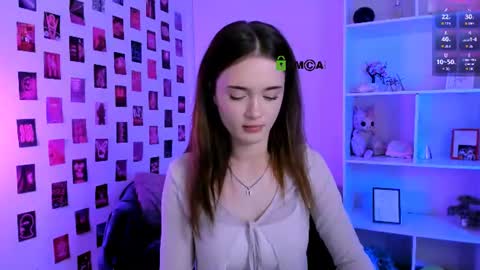 Little Liana  online show from July 5, 7:43 pm