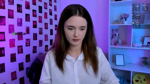 Little Liana  online show from July 11, 8:44 pm
