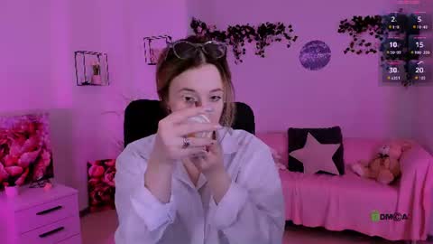 Little Liana  online show from July 22, 6:54 pm