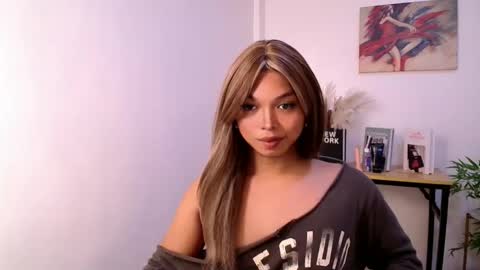 CALL ME LIANNA online show from June 4, 9:43 pm