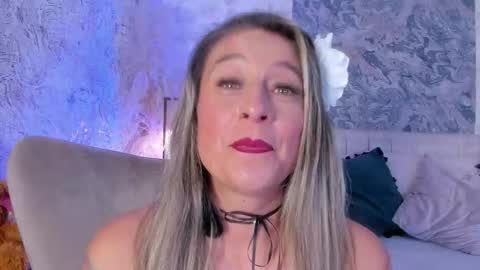 Lian online show from November 11, 7:47 pm