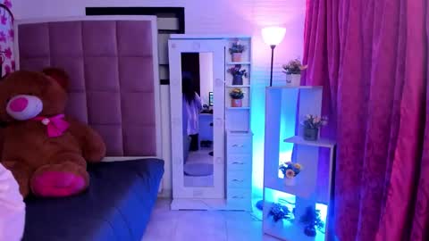 liany_taylor online show from February 22, 2:56 am