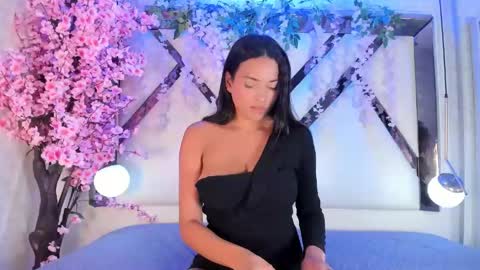 Snapshot of liaobrien_1 chatting on May 9, 10:15 pm Lia obrien online show from May 9, 10:15 pm