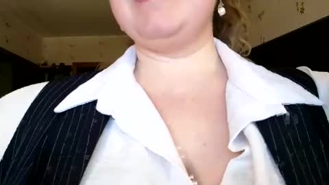 liaorgel online show from March 6, 6:15 pm