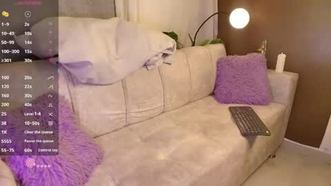 LIA online show from June 3, 10:18 am