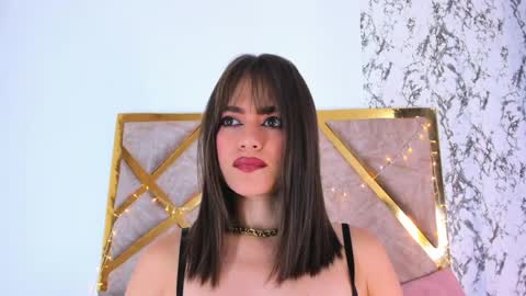 liaross online show from June 6, 3:50 pm