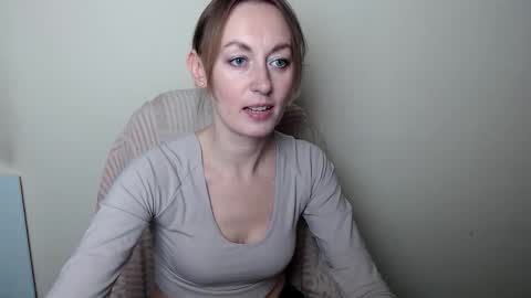 Lia online show from March 27, 1:33 pm