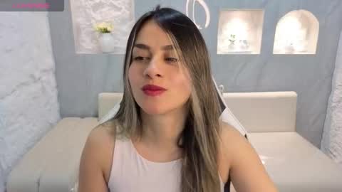 Online 800 to 1400 online show from December 4, 2:15 pm