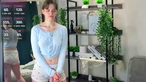 Snapshot of libbienoffsinger chatting on June 26, 1:32 am Ada online show from June 26, 1:32 am