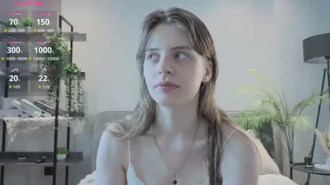 Snapshot of libbienoffsinger chatting on July 26, 1:25 am Ada online show from July 26, 1:25 am