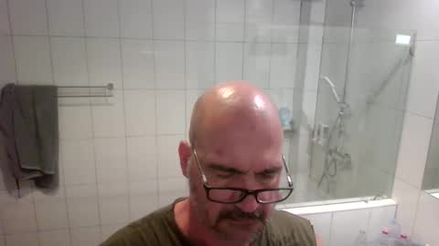 Cockcentric online show from November 3, 6:09 pm