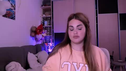 libra_mia online show from November 10, 7:13 pm