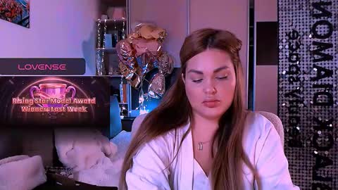 libra_mia online show from November 21, 12:15 pm