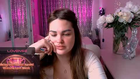 libra_mia online show from May 31, 6:21 am