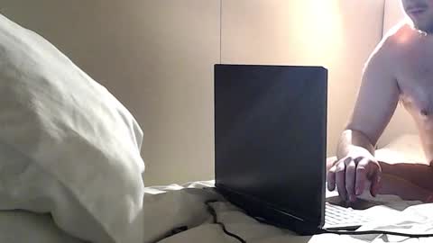 Snapshot of librasinss chatting on March 5, 5:42 pm LibraSins online show from March 5, 5:42 pm