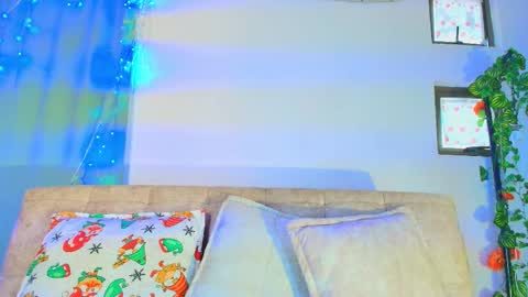 Snapshot of liccy_hall chatting on December 17, 11:38 am Valentina Hall online show from December 17, 11:38 am